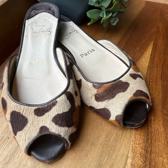 Christian Louboutin Animal Print Calf Hair Slides Sandals | Size 36 US 6 w/ Box - Picture 15 of 15